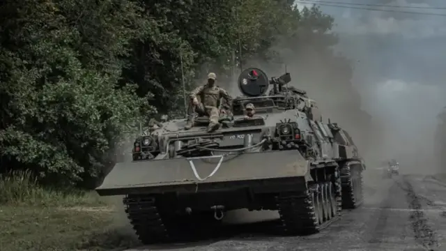 Ndịagha Ukraine abanyela na Russia site n'obodo Kursk
