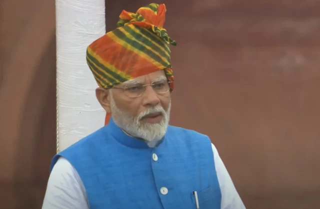 प्रधानमंत्री नरेंद्र मोदी