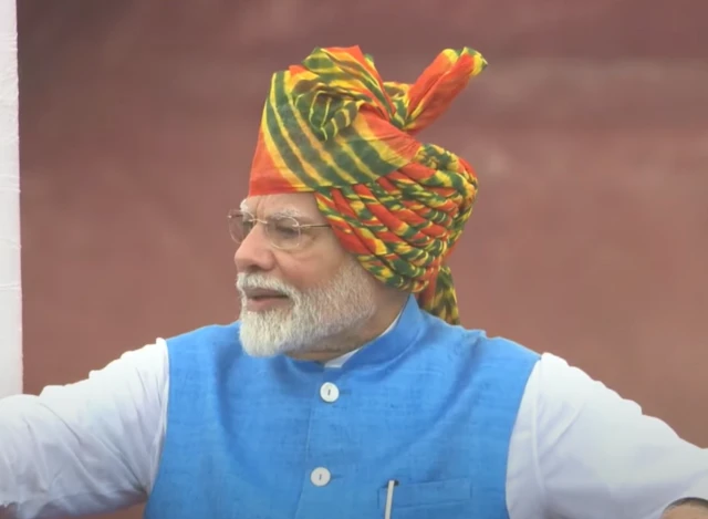 प्रधानमंत्री नरेंद्र मोदी
