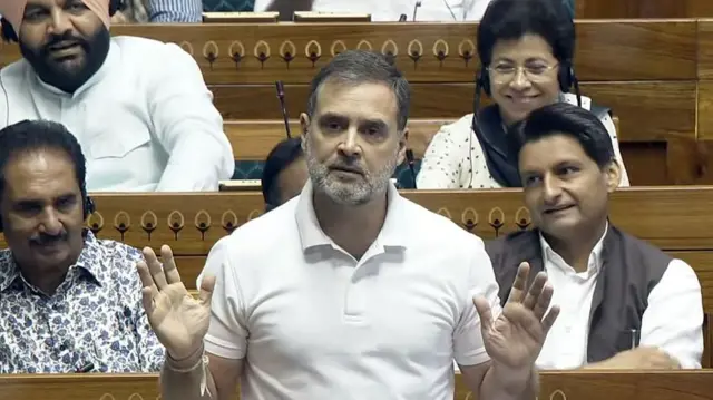 राहुल गांधी