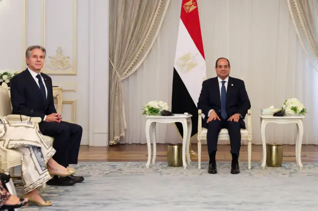 Antonii Biliinkeniifi Abdal fattaah Al Siisii