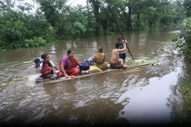 বন্যাদূর্গত এলাকা