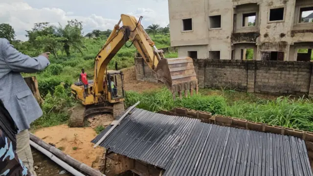 Ụfọdụ ụlọ ndị akwaturu