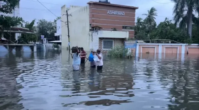 گجرات میں بارش