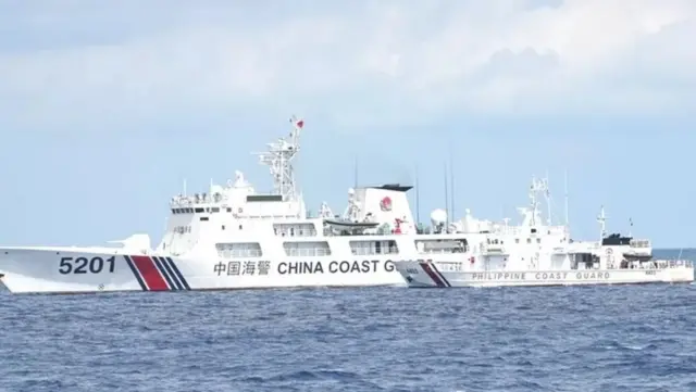 چین اور فلپائن کا بحیرہ جنوبی چین میں ایک دوسرے پر جہازوں کو ٹکرانے کا الزام