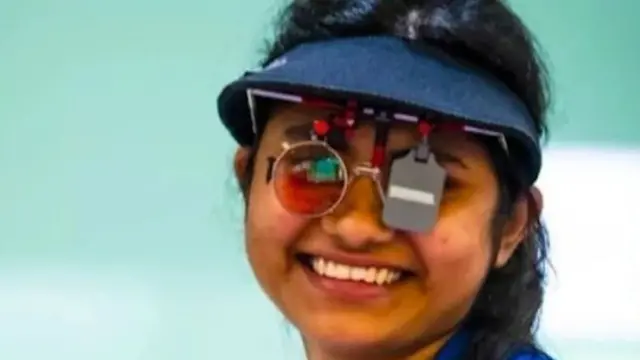 रूबिना फ्रांसिस