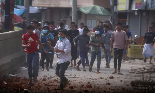 চট্টগ্রামে বিক্ষোভের ছবি