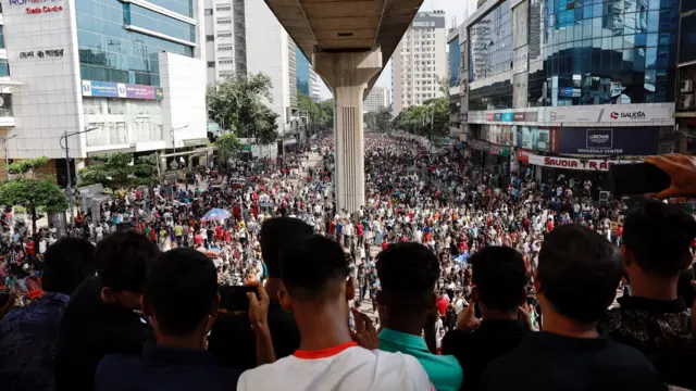 بنگلہ دیش، نوجوان