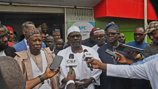 Abdullahi Ganduje, Ali Ndume na ndị pati APC