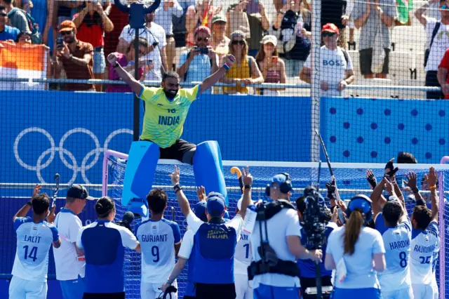 राहुल गांधी ने श्रीजेश को कहा शुक्रिया