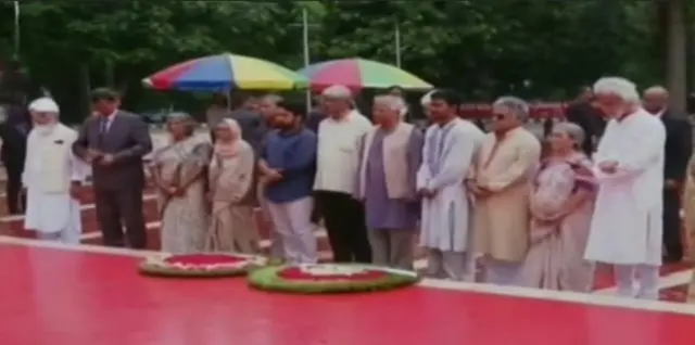 কেন্দ্রীয় শহীদ মিনারে শ্রদ্ধা অন্তর্বর্তী সরকারের