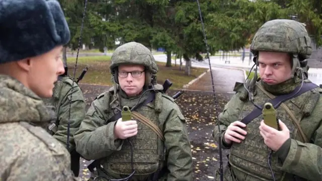 Военные