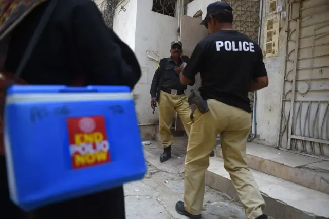 پولیو ورکر فائل فوٹو