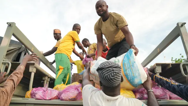 Ebe a na-ekesa ngwa nri