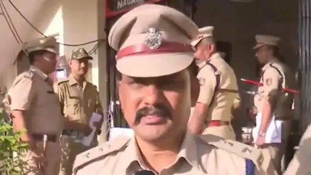 मांड्या के एसपी मल्लिकार्जुन मालादांडी ने कहा कि हालात नियंत्रण में है.