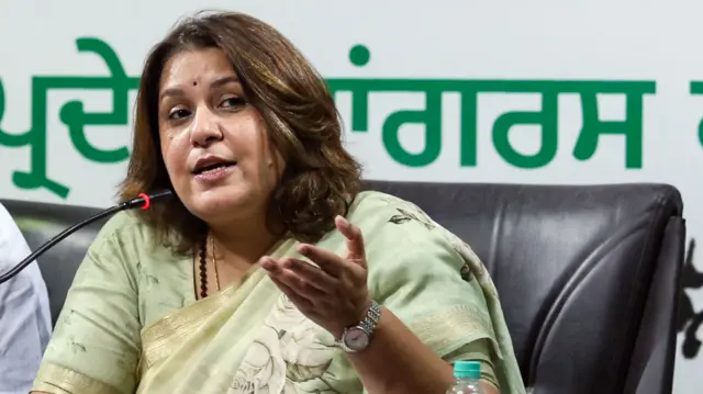 सुप्रिया श्रीनेत