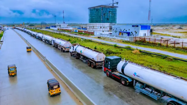 Ha ga-amalite na 15 Sepụtemba iburu mmanụ ụgbọala site n'ụlọọrụ 'Dangote refinery'