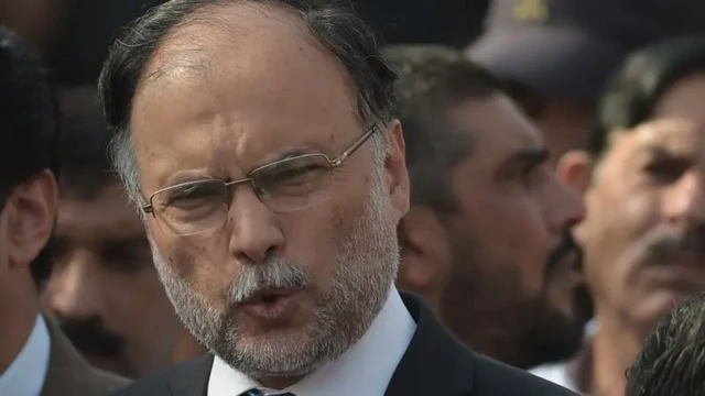 وزیر منصوبہ بندی احسن اقبال