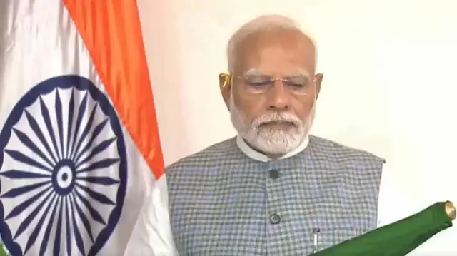प्रधानमंत्री नरेंद्र मोदी
