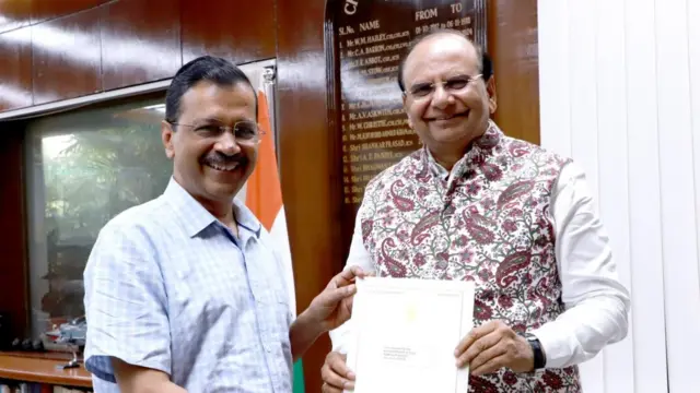 अरविंद केजरीवाल ने दिया इस्तीफ़ा