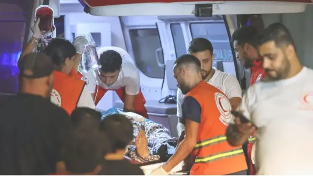 Garee ambulaansii kaleessa ummata gargaaraa turan