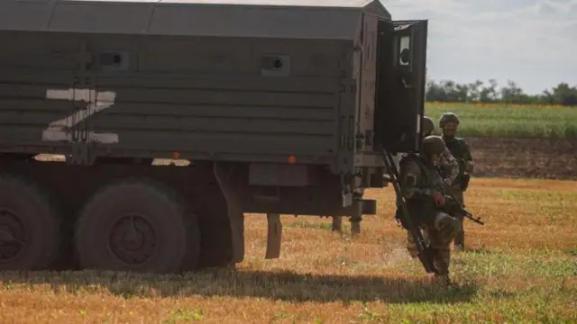 военные