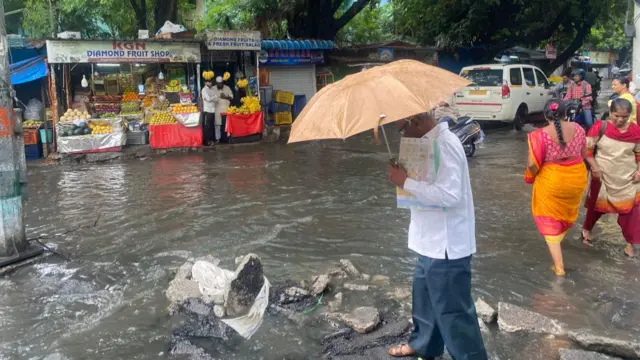 हैदराबाद में बारिश के बाद की तस्वीर