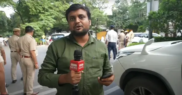 आतिशी ने ली दिल्ली के सीएम पद की शपथ