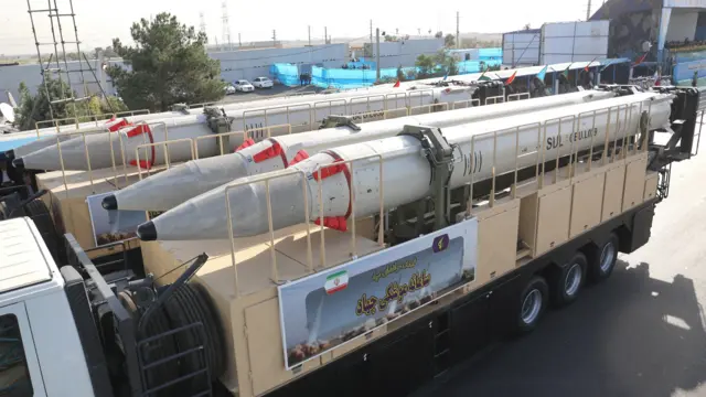Ракета "Джихад" на параде в Тегеране 21 сентября 2024 года