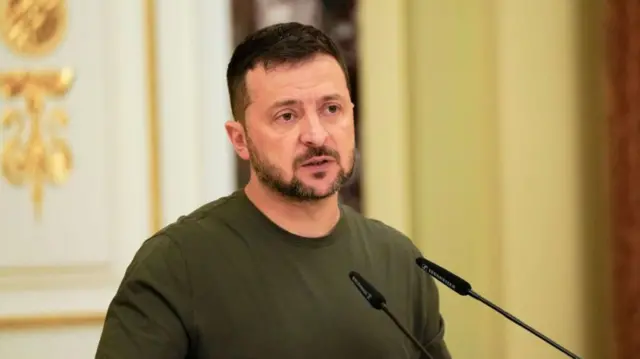 Pirezidant Volodmiir Zeleniskii