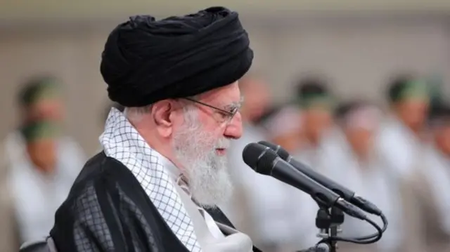 آیت‌الله خامنه‌ای