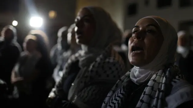 مظاهرة في محيط السفارة الإسرائيلية في عمّان تنديداً بمقتل نصر الله