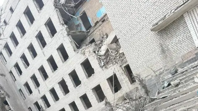 Здание