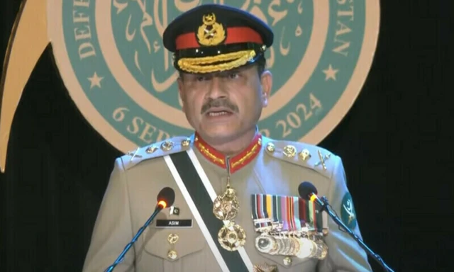 آرمی چیف جنرل آصف منیر