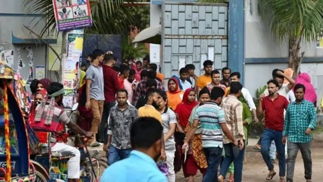 পোশাক কারখানা