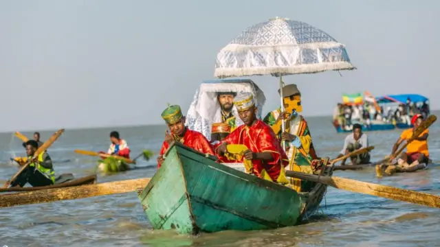 Ayyaanni Cuuphaa Hara Danbal irratti kabajamu booda kana xiyyeeffannoo miidiyaalee argataa jira
