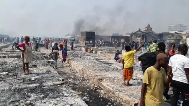 Ọkụ ahụ malitere ịgba n’etiti abalị, ma laa ngwahịa karịrị ọtụtụ nde dọla n’iyi.