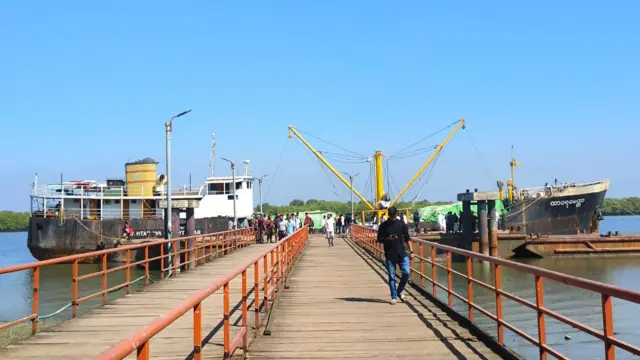 ছেড়ে দেয়া জাহাজ