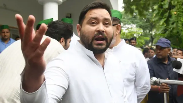 तेजस्वी यादव