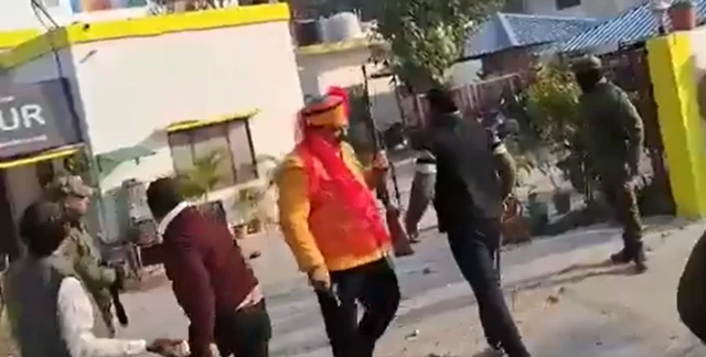 खानपुर विवाद