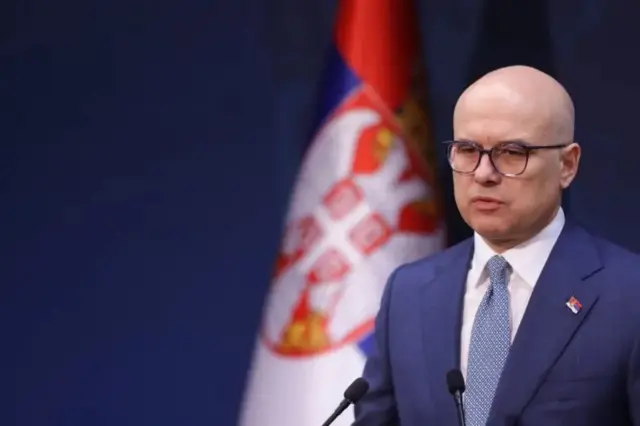 Firaministan Serbia Milos