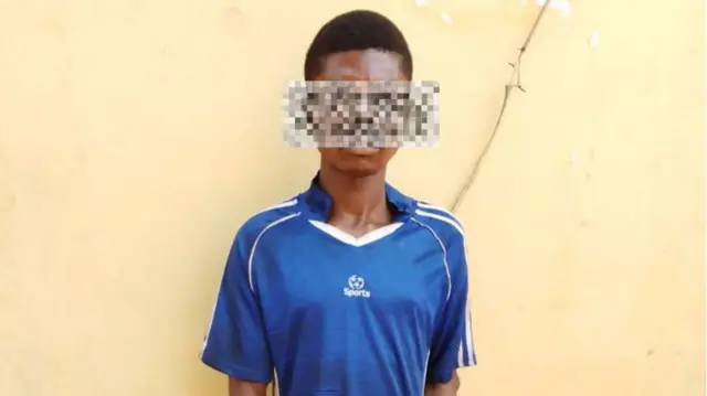 Foto Sunday Echege