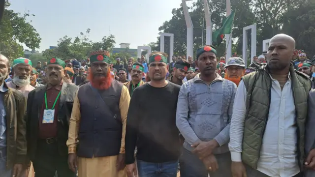 শহীদ মিনারে অবস্থান কর্মসূচি