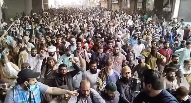 تحریک لبیک کا احتجاج