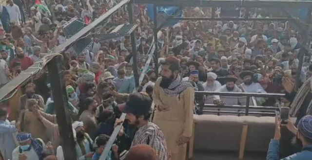 تحریک لبیک کے کارکنان
