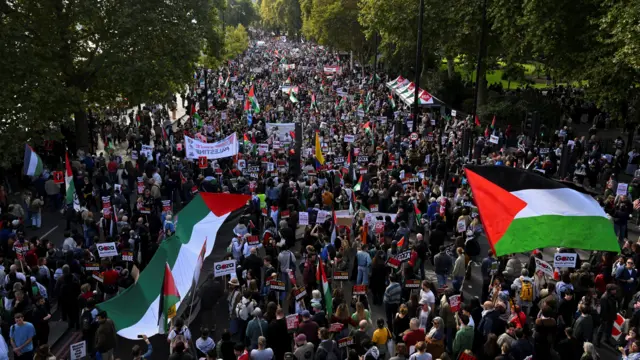 Masu zanga-zanga a Landan