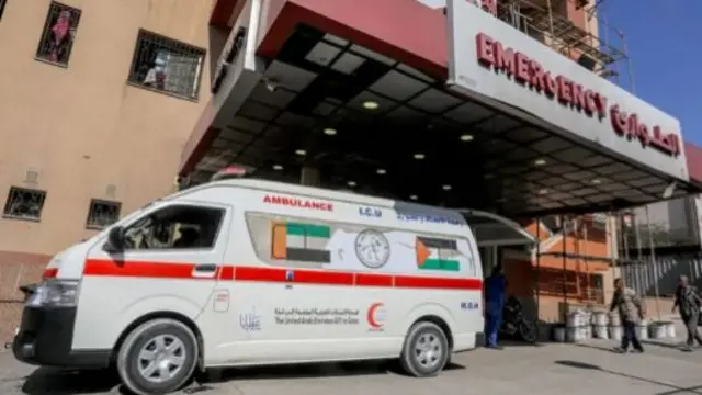 سيارة إسعاف