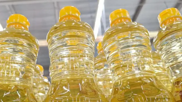 সয়াবিন তেলের ছবি