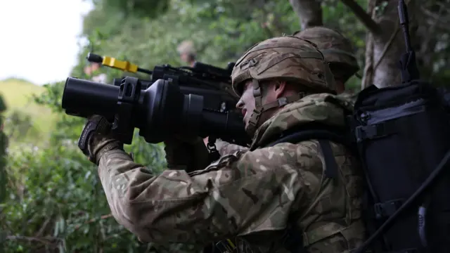 Демонстрация противодроновой системы NightFighter на полигоне