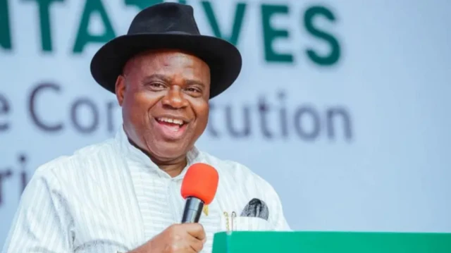Gọvanọ Bayelsa Steeti bụ Douye Diri